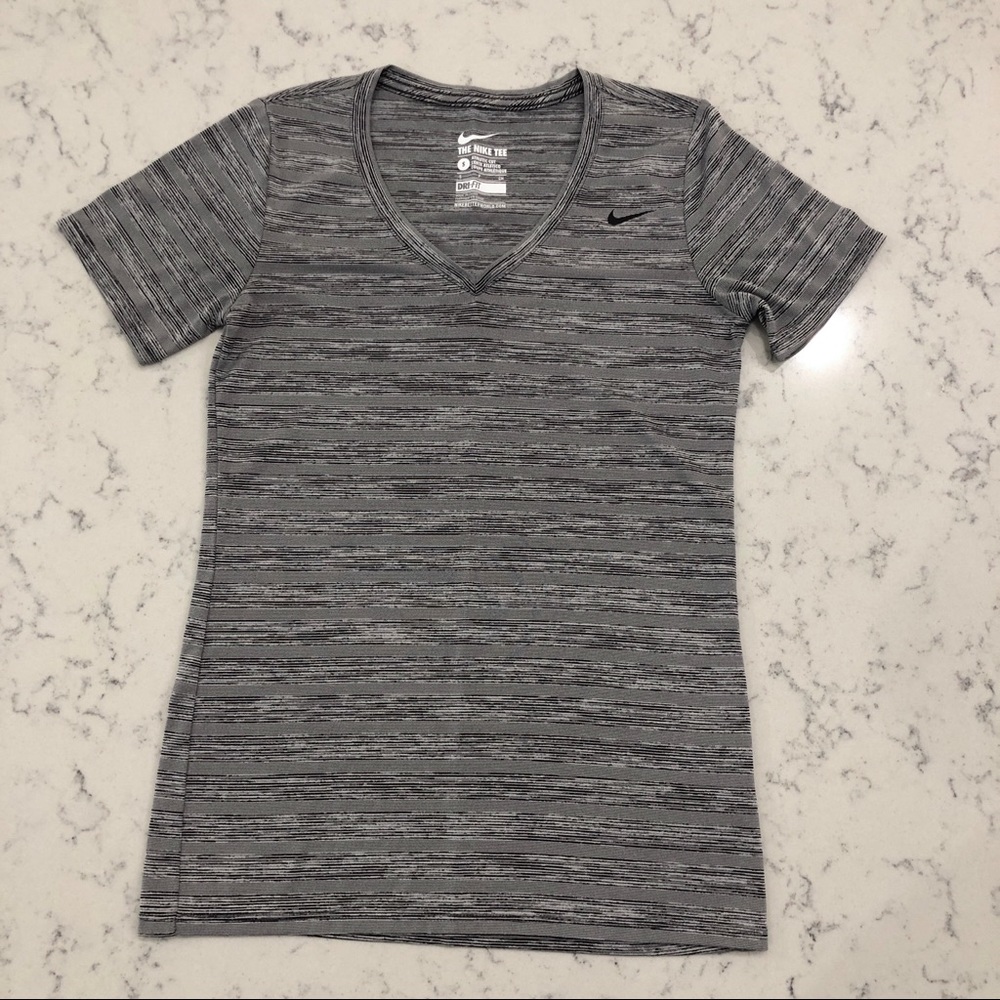 NWOT Nike Athletic Tee